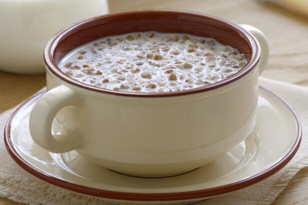 Kiều mạch với kefir cho chế độ ăn kiêng 3 ngày