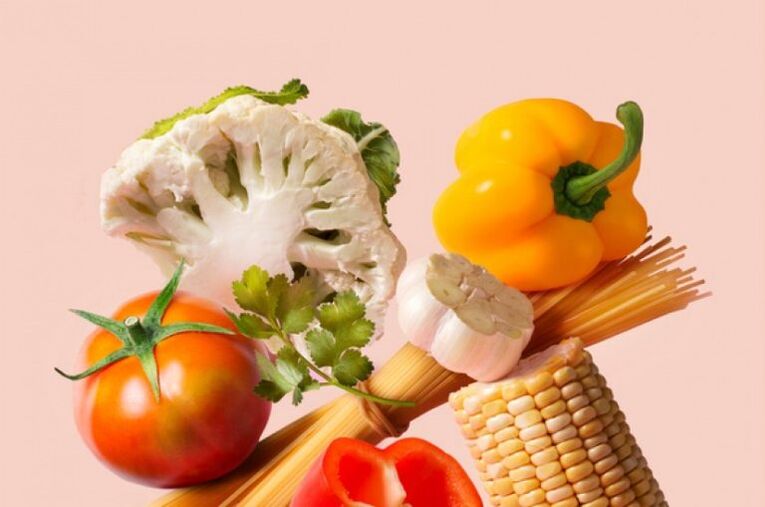 Chế độ ăn kiêng kiểu Ý với rau và trái cây để giảm cân